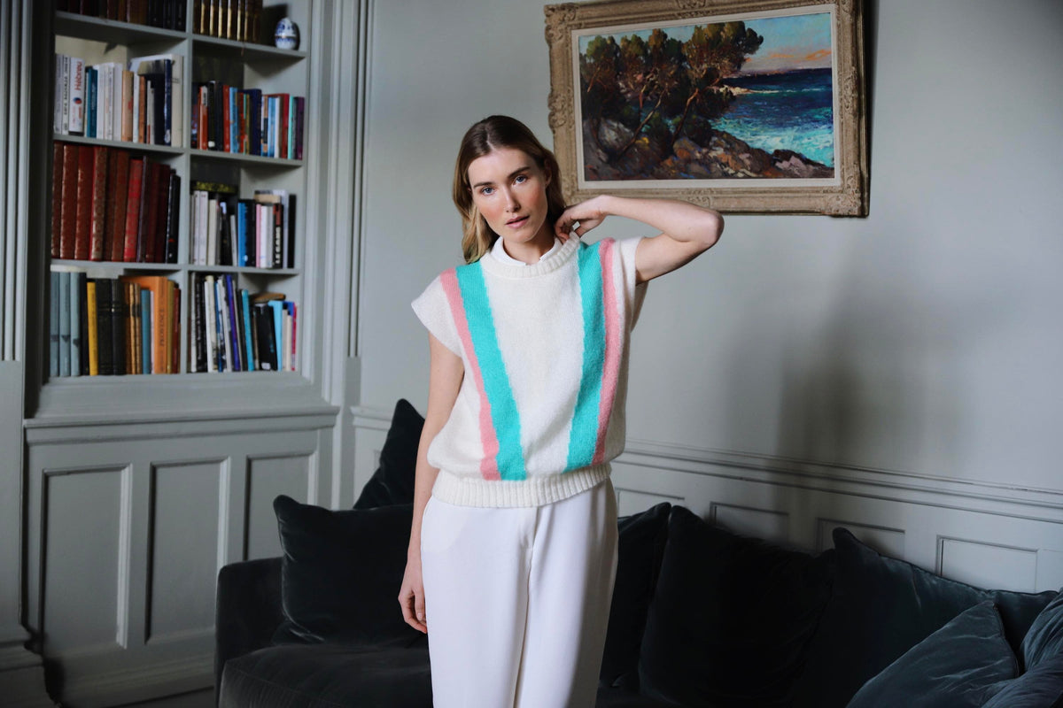 Pull Printanier Blanc/beige BAYER - Taille 38/40/42 - 50% Coton, 50% Dralon - Occasion Très Bon état