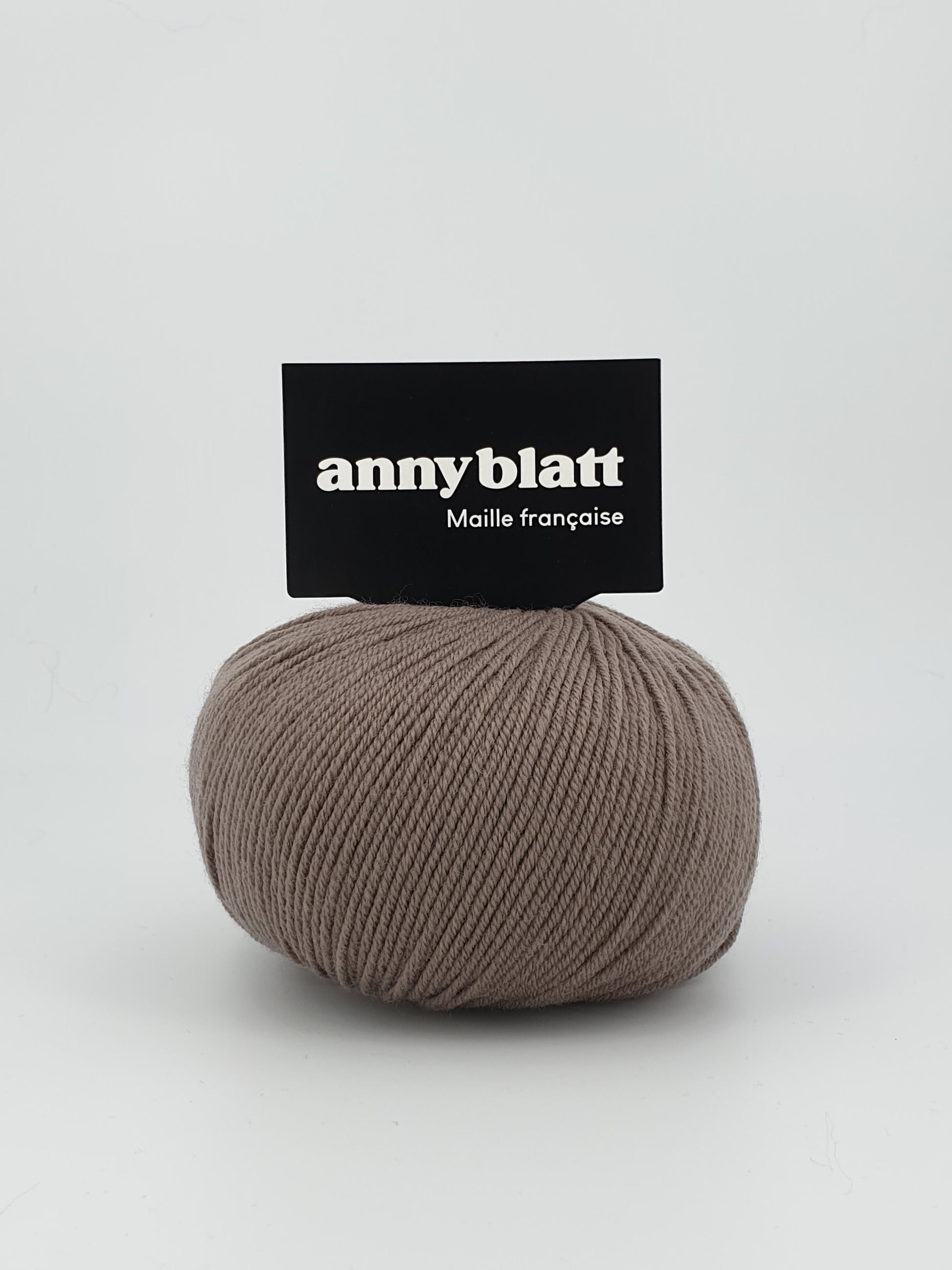 pelote mérinos châtaigne baby blatt extra fine