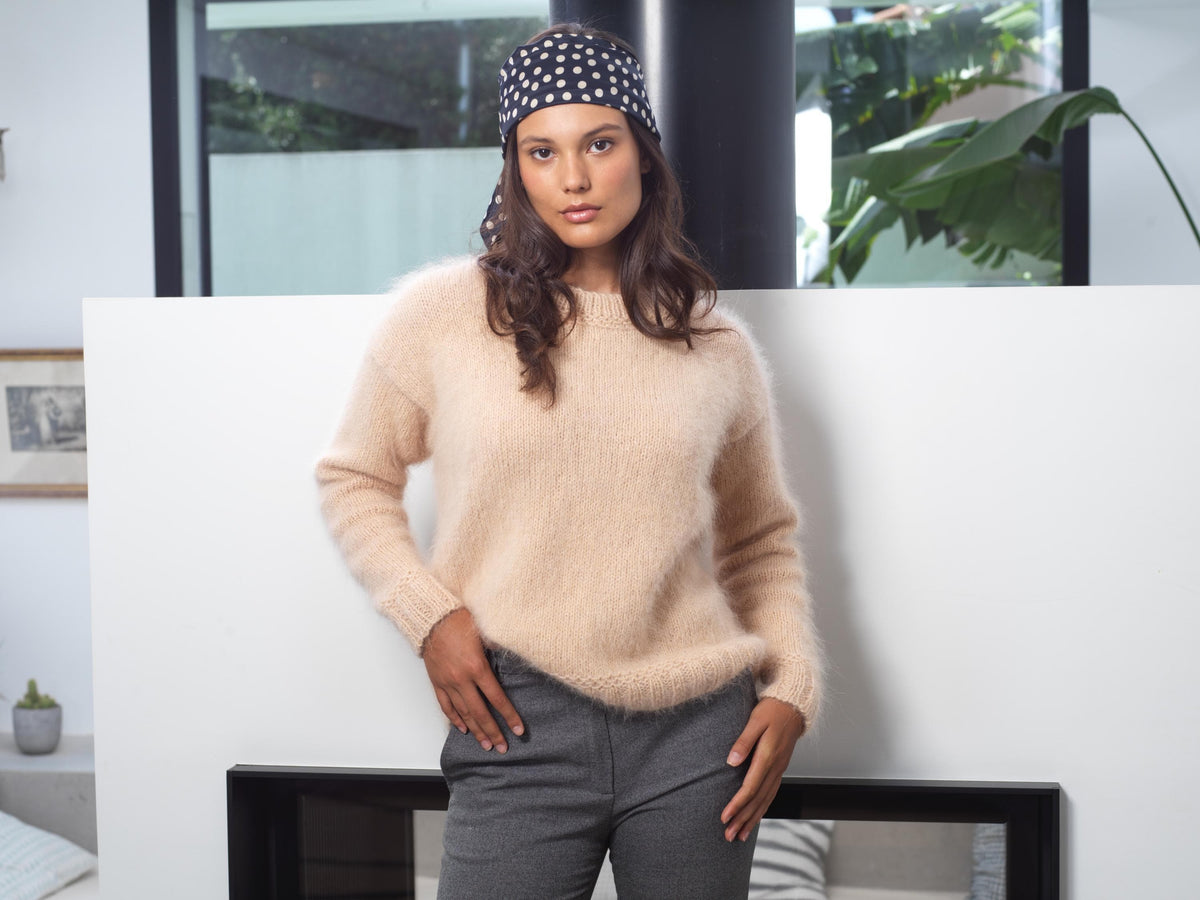 Modèle de Pull Angora pour Femme à Tricoter : Lola – Anny Blatt