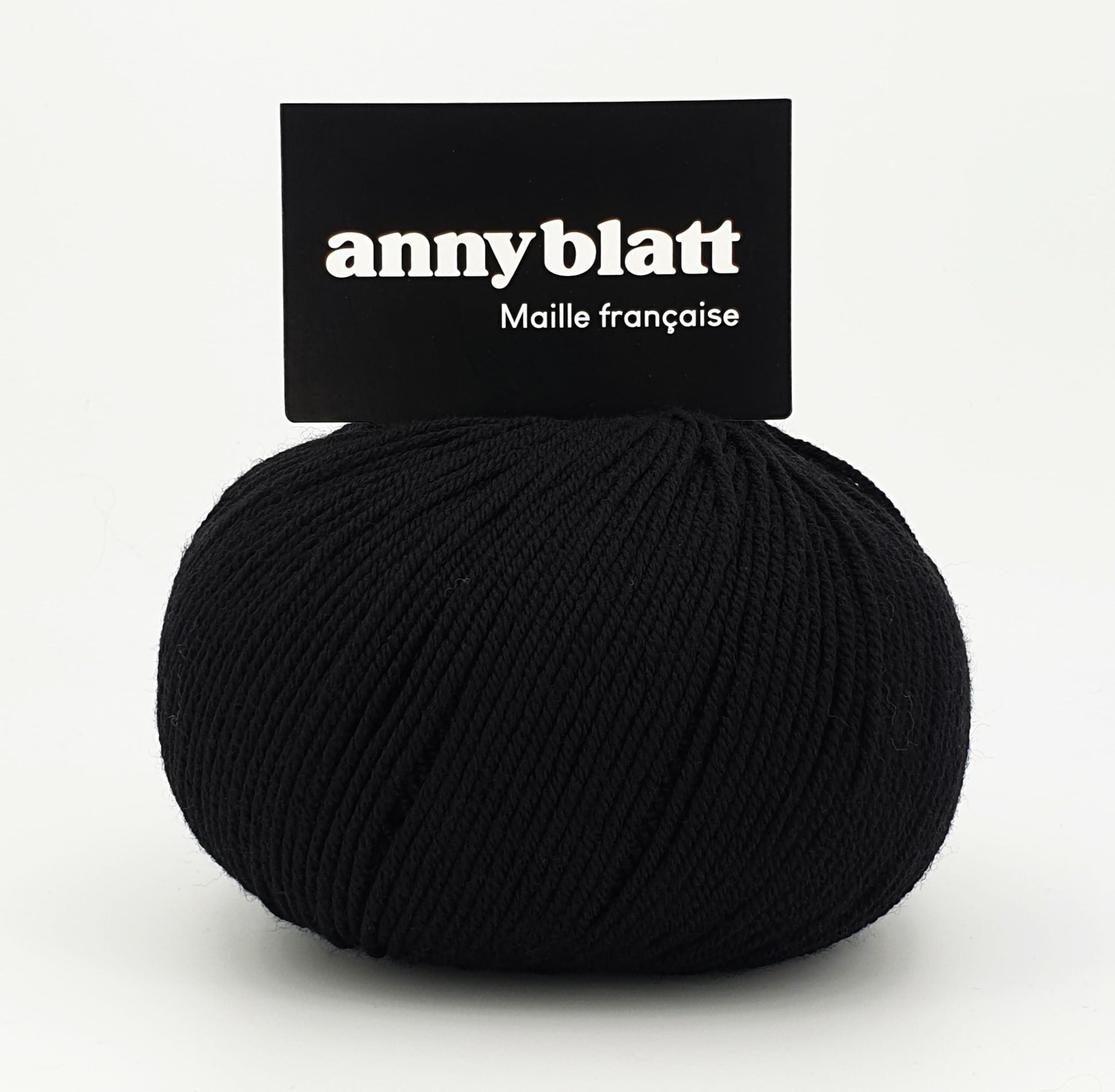 pelote merinos noir baby blatt extra fine1