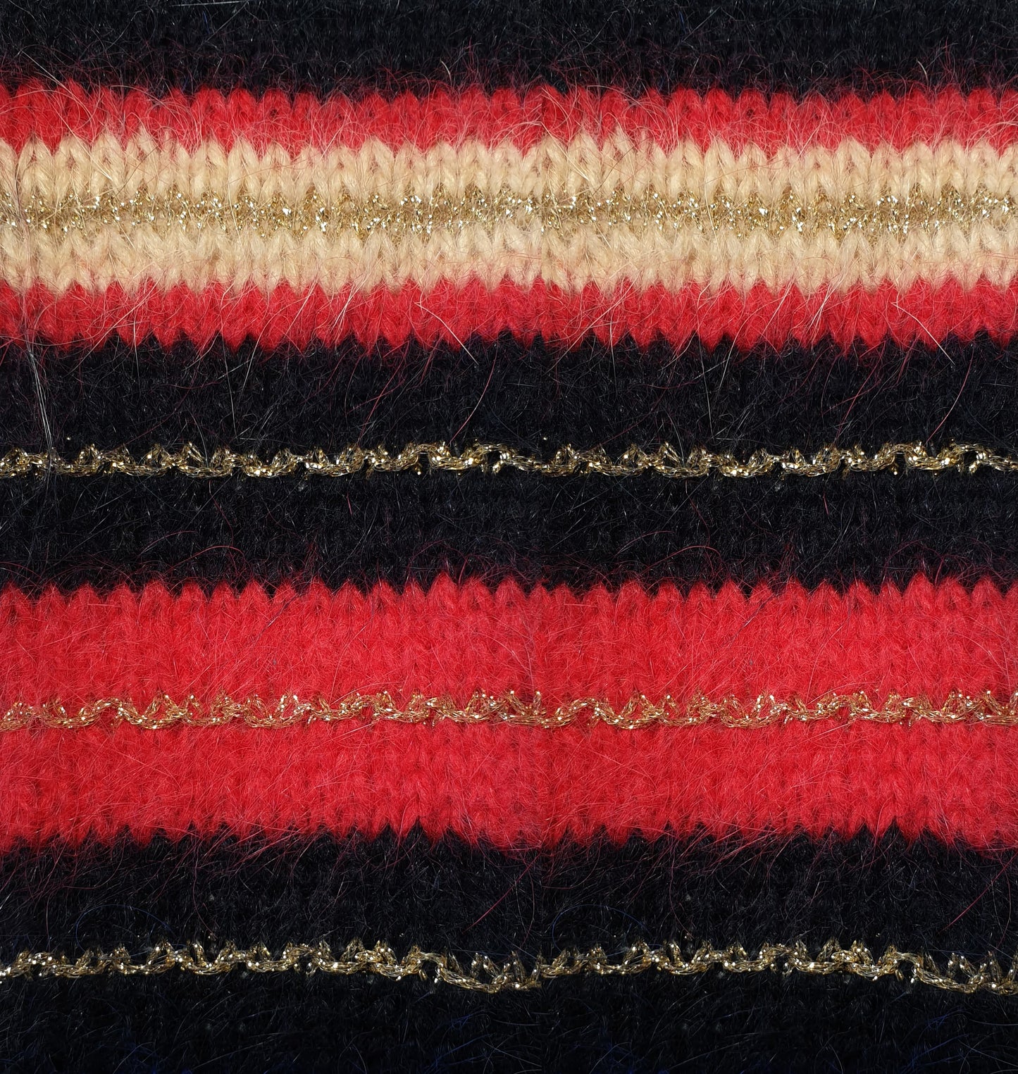 Accessoires_Angora_MENUIRES_Rouge baiser.jpg