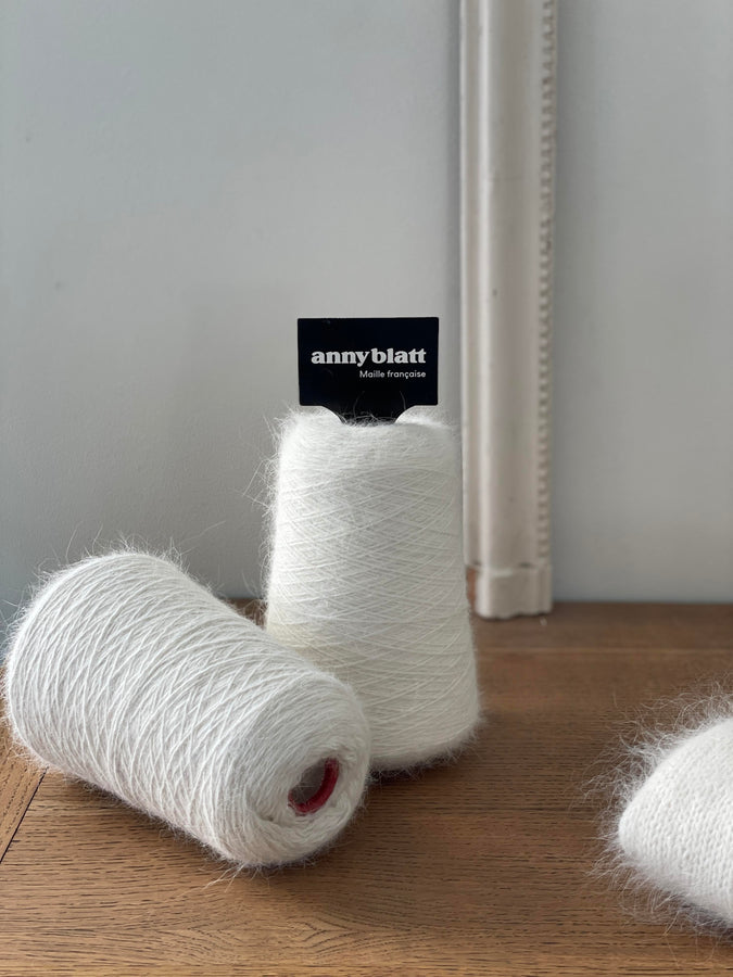 Charger l&#39;image dans la galerie, Cone_pelote_Angora_Prestige_AnnyBlatt_9875_Naturel.jpg
