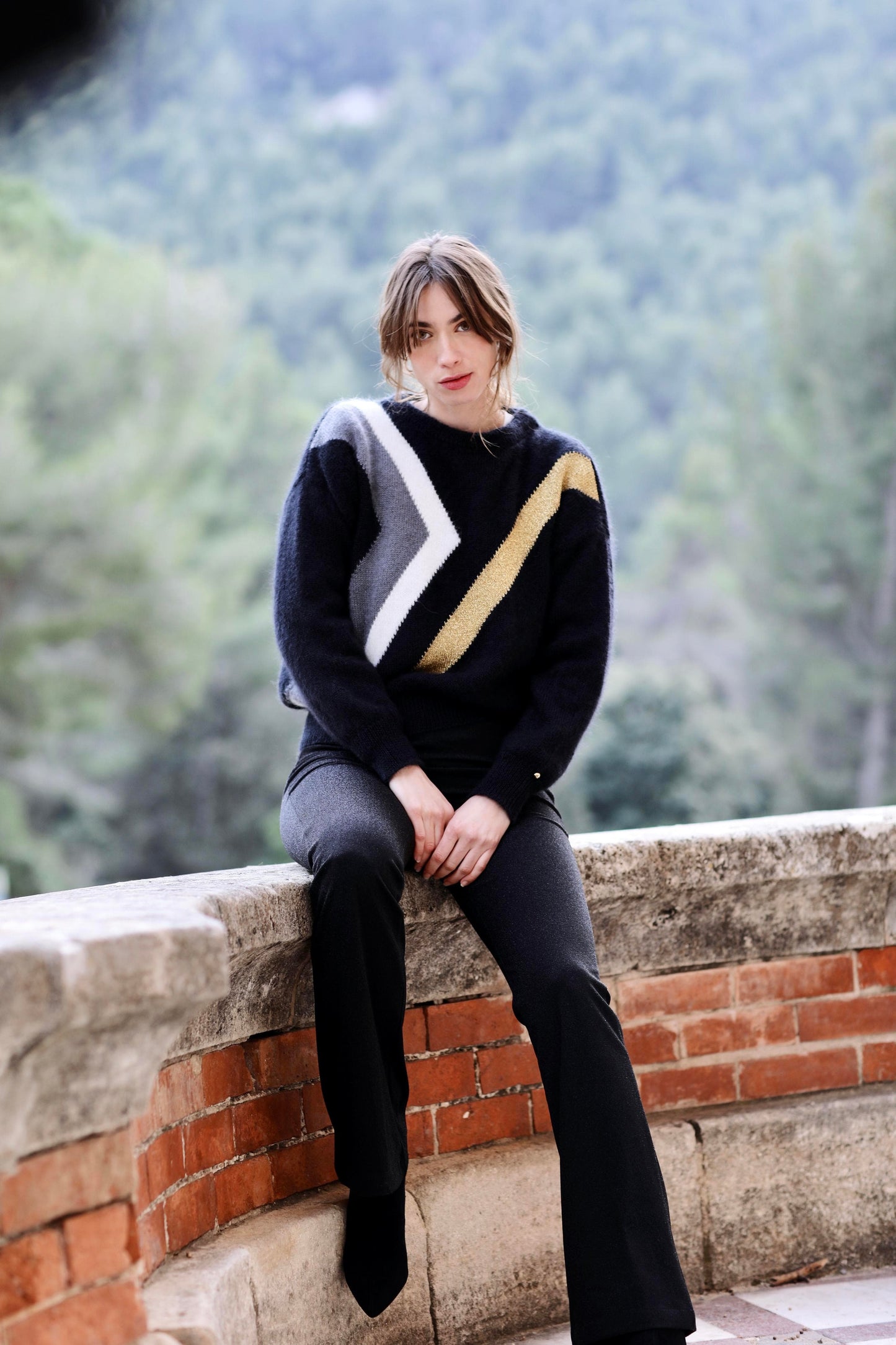 Pull Inès Noir et Naturel prêt-à-porter.
