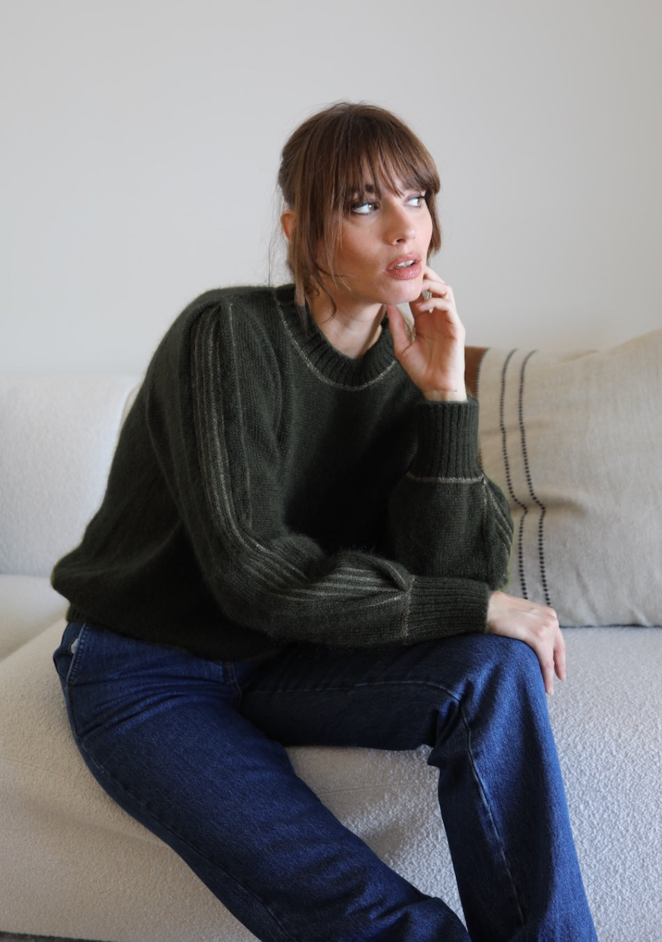 Pull Alix à tricoter en mohair et doré.