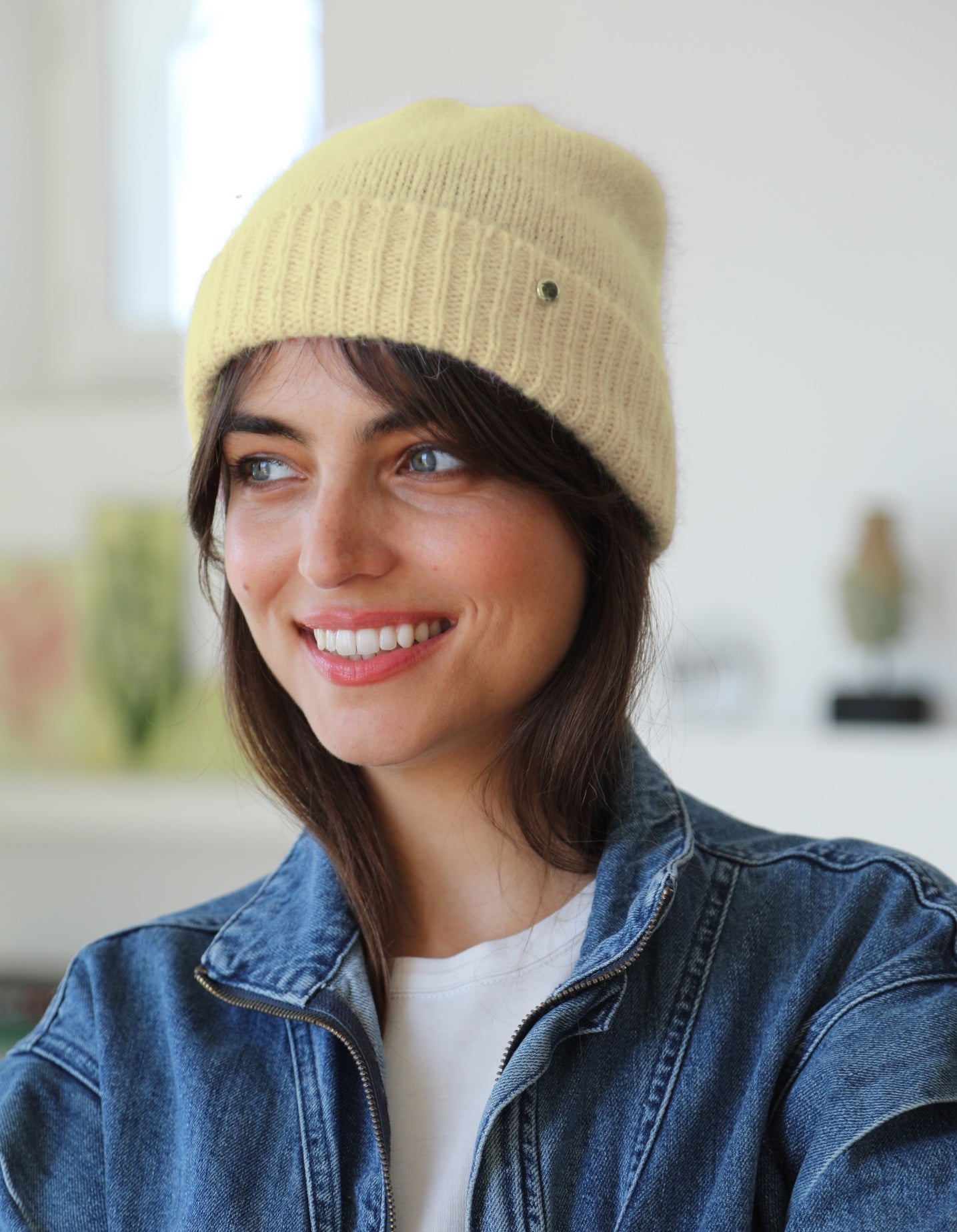 Le bonnet en Angora - 2 couleurs