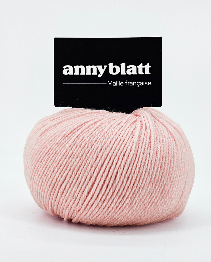 Charger l&#39;image dans la galerie, Bonnet et chaussons bébé Lila à tricoter
