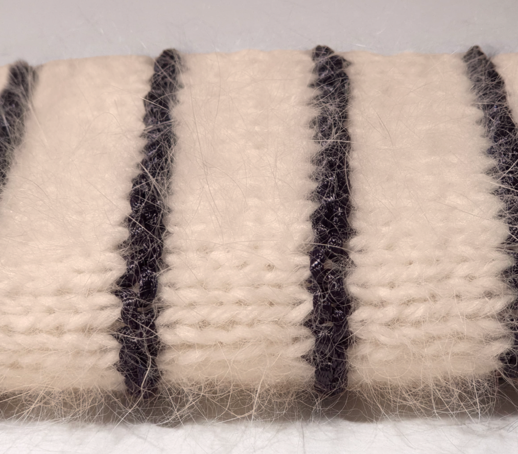 Pull Cerbère à tricoter.