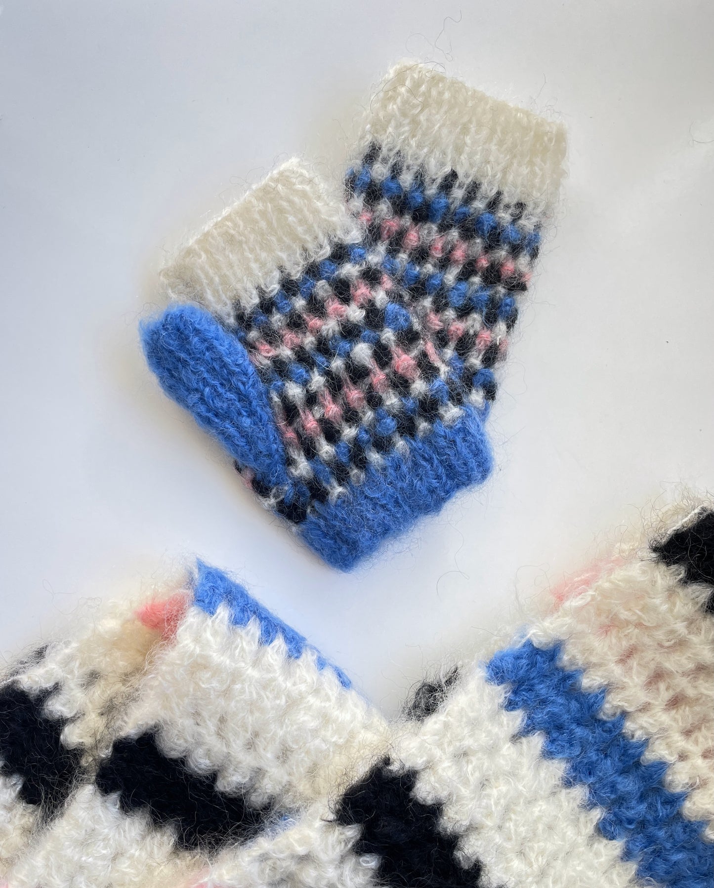 Écharpe et mitaines Val Thorens au crochet.