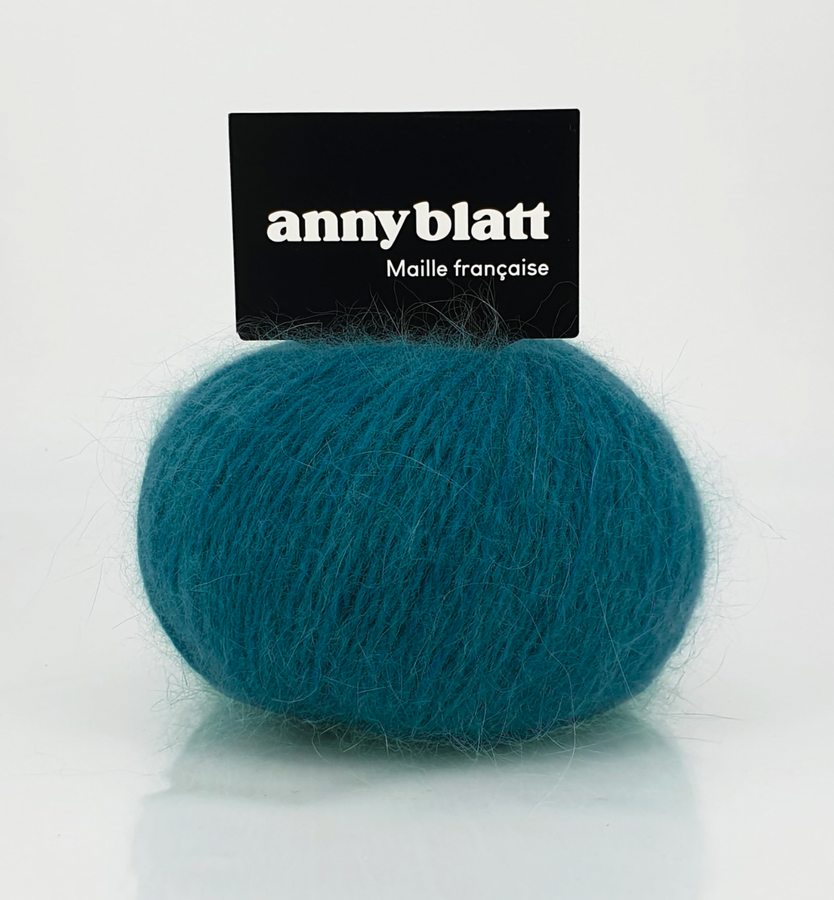 Charger l&#39;image dans la galerie, Pelote Angora Douceur : 50% Angora français 50% laine Mérinos
