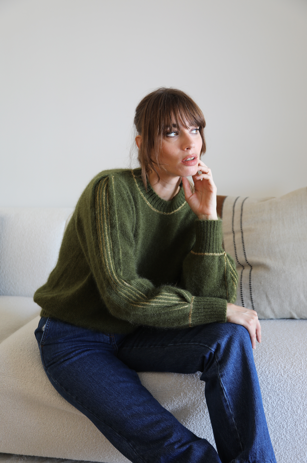 Pull Alix à tricoter en mohair et doré.