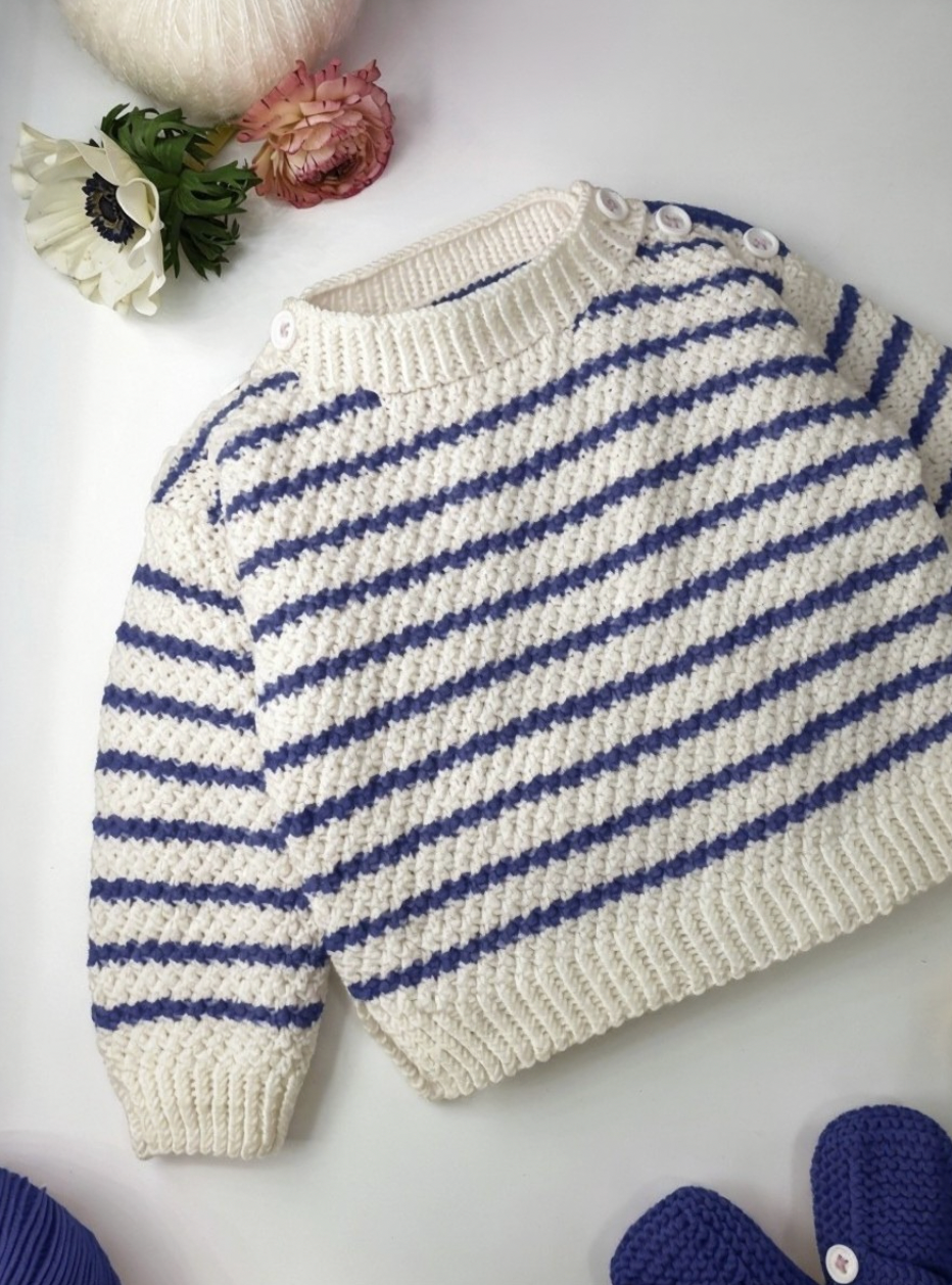 Pull bébé Jacinthe à tricoter
