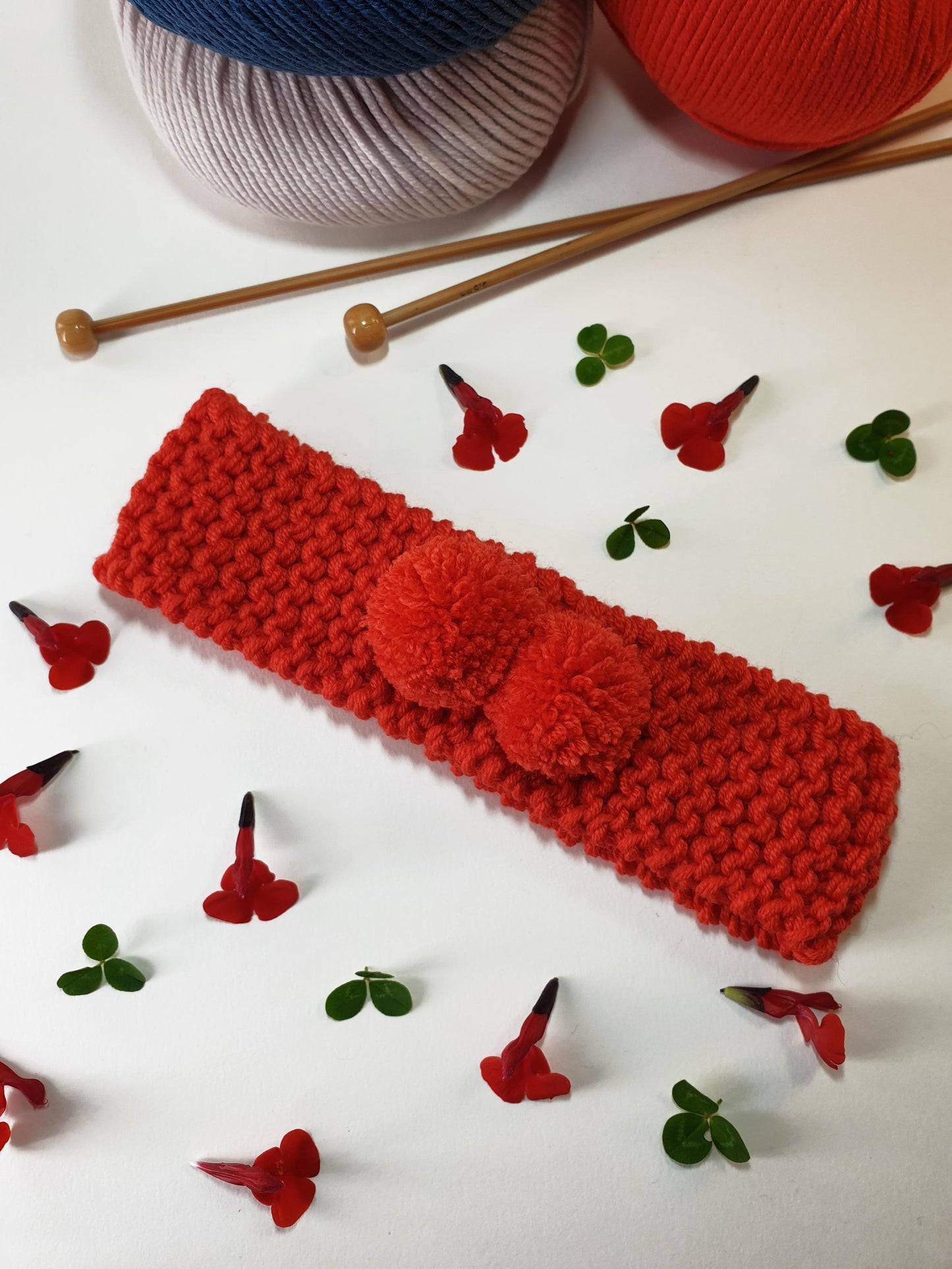 Chaussons et bandeau bébé Trefle à tricoter.