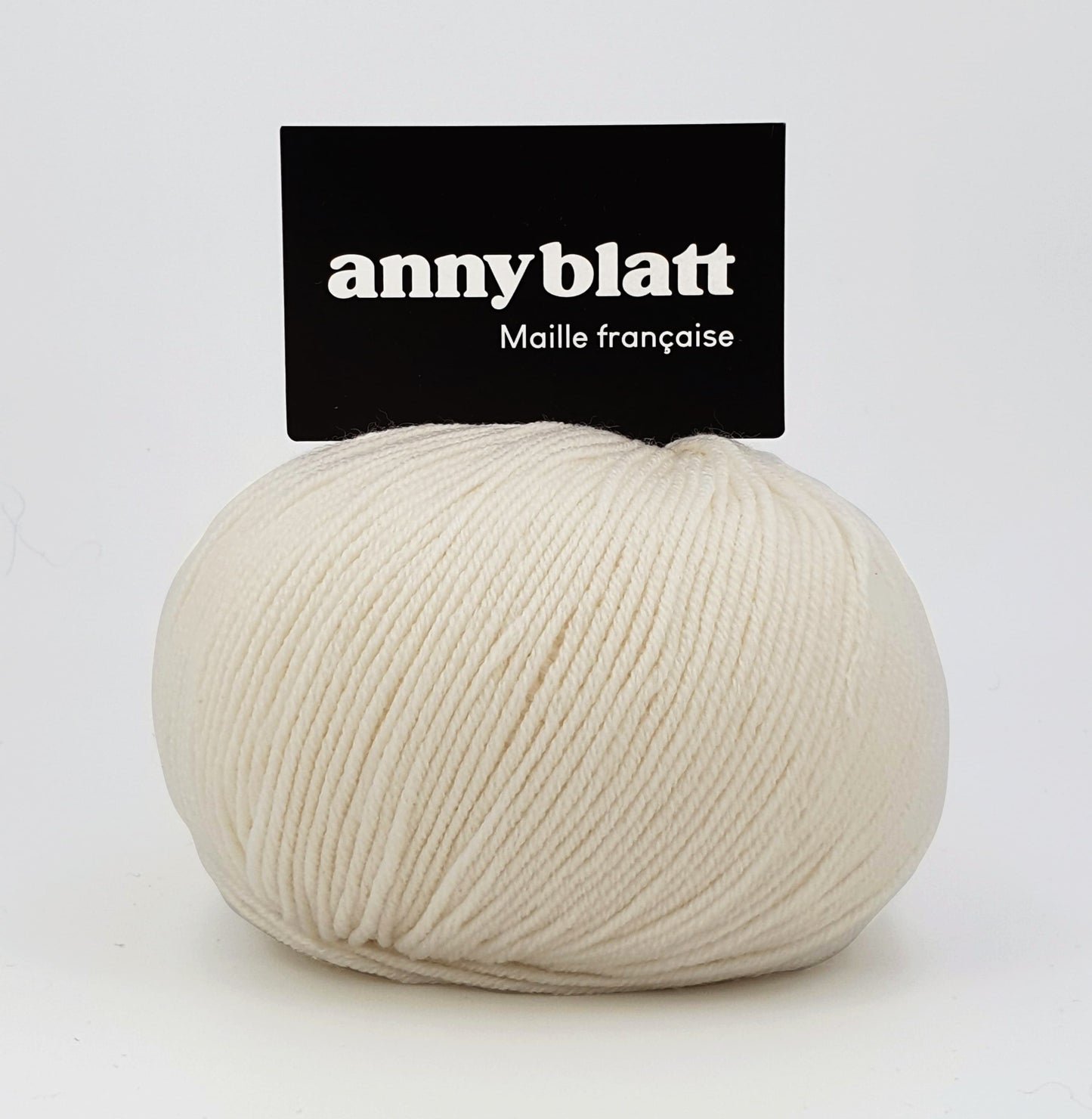 pelote merinos blanc baby blatt extra fine1