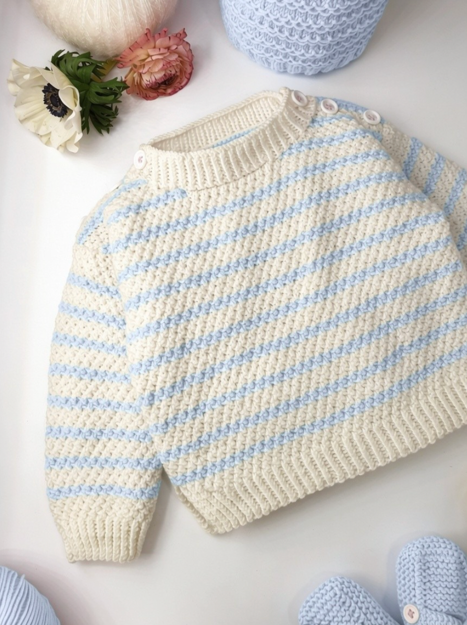 Pull bébé Jacinthe à tricoter
