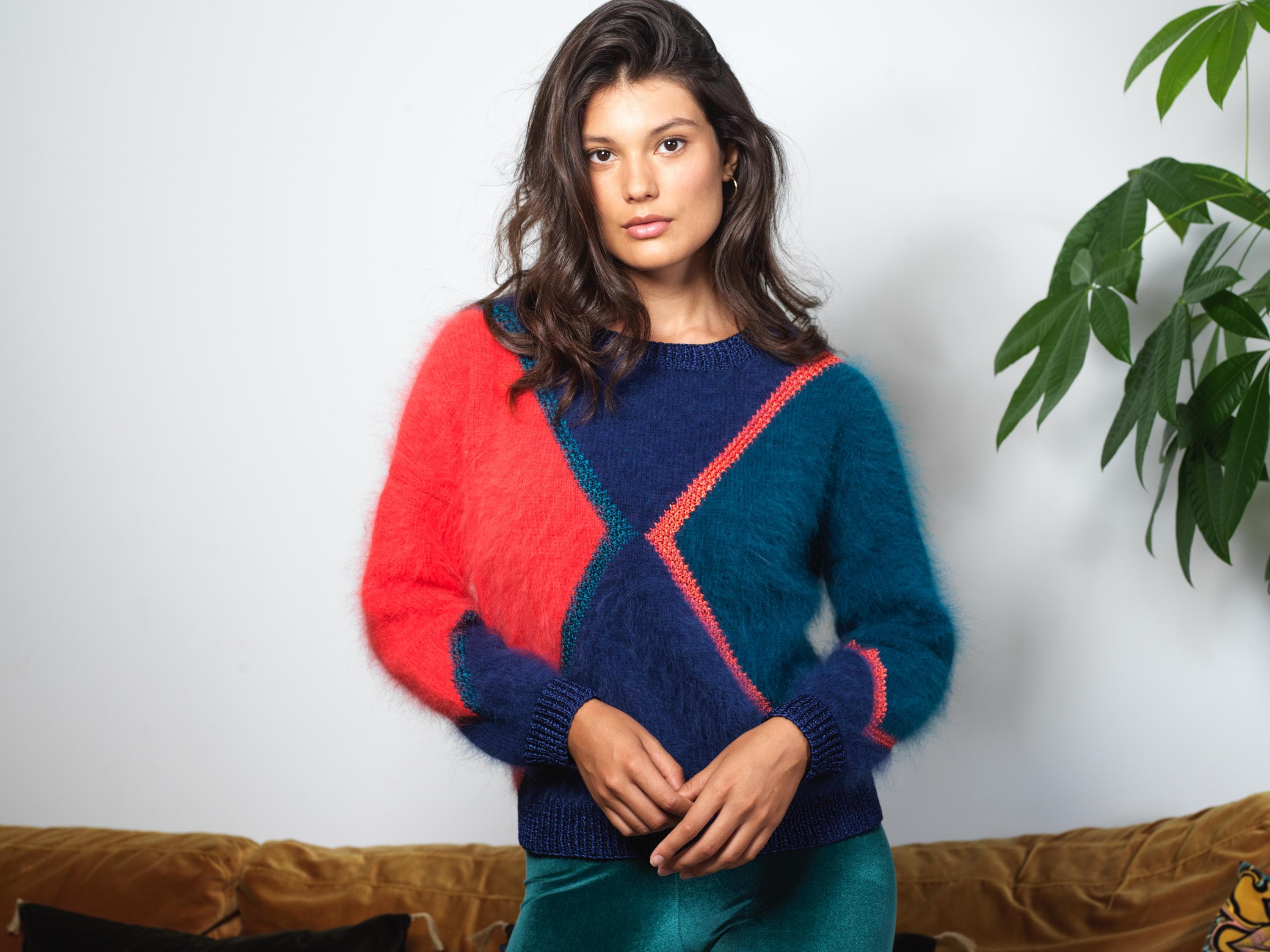 Modèle de Pull jacquard pour Femme à tricoter en Angora et Victoria