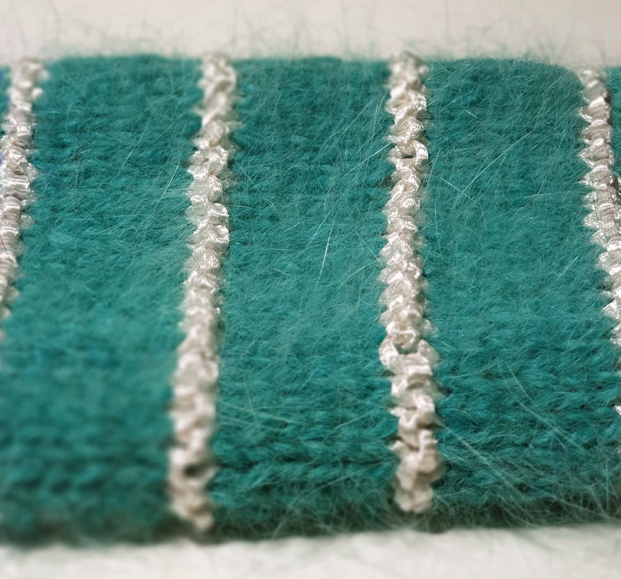 Charger l&#39;image dans la galerie, Pull à tricoter angora Menthe et naturel cerbère
