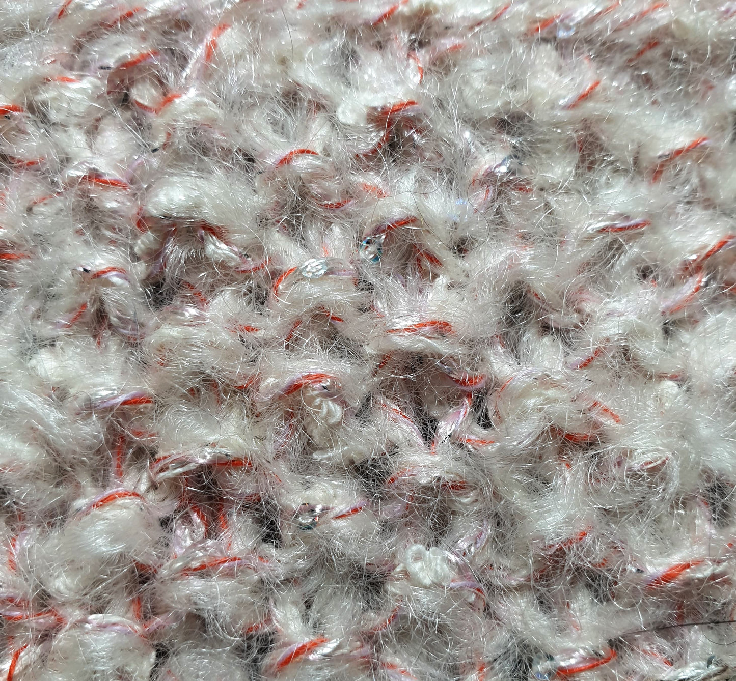 Tricot angora douceur et precieuse bubble gum