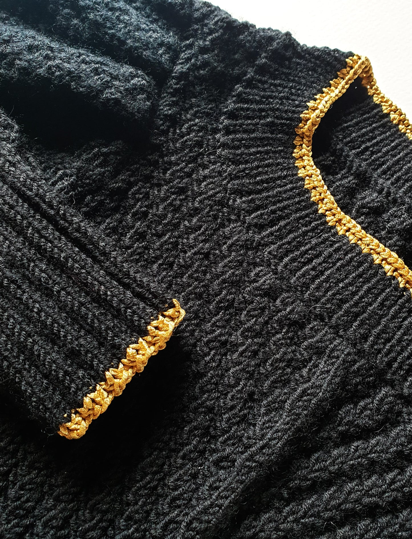 pull à tricoter merinos noir victoire 12