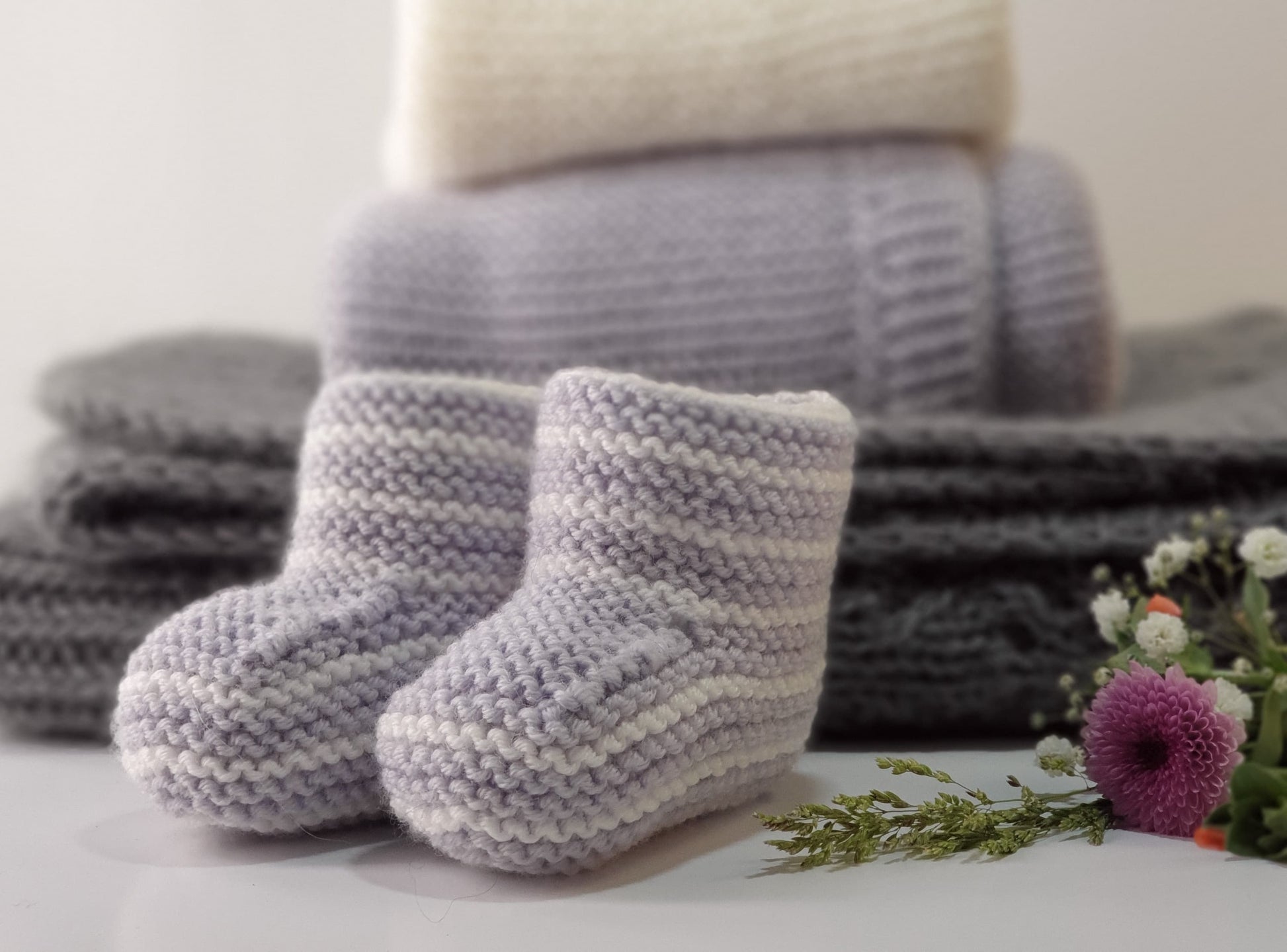 bonnet et boots bébé mérinos perle et naturel reglisse 6