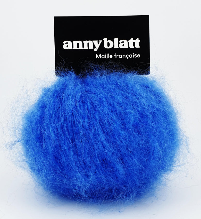 Charger l&#39;image dans la galerie, Pelote Mohair et laine Madone venus.jpg
