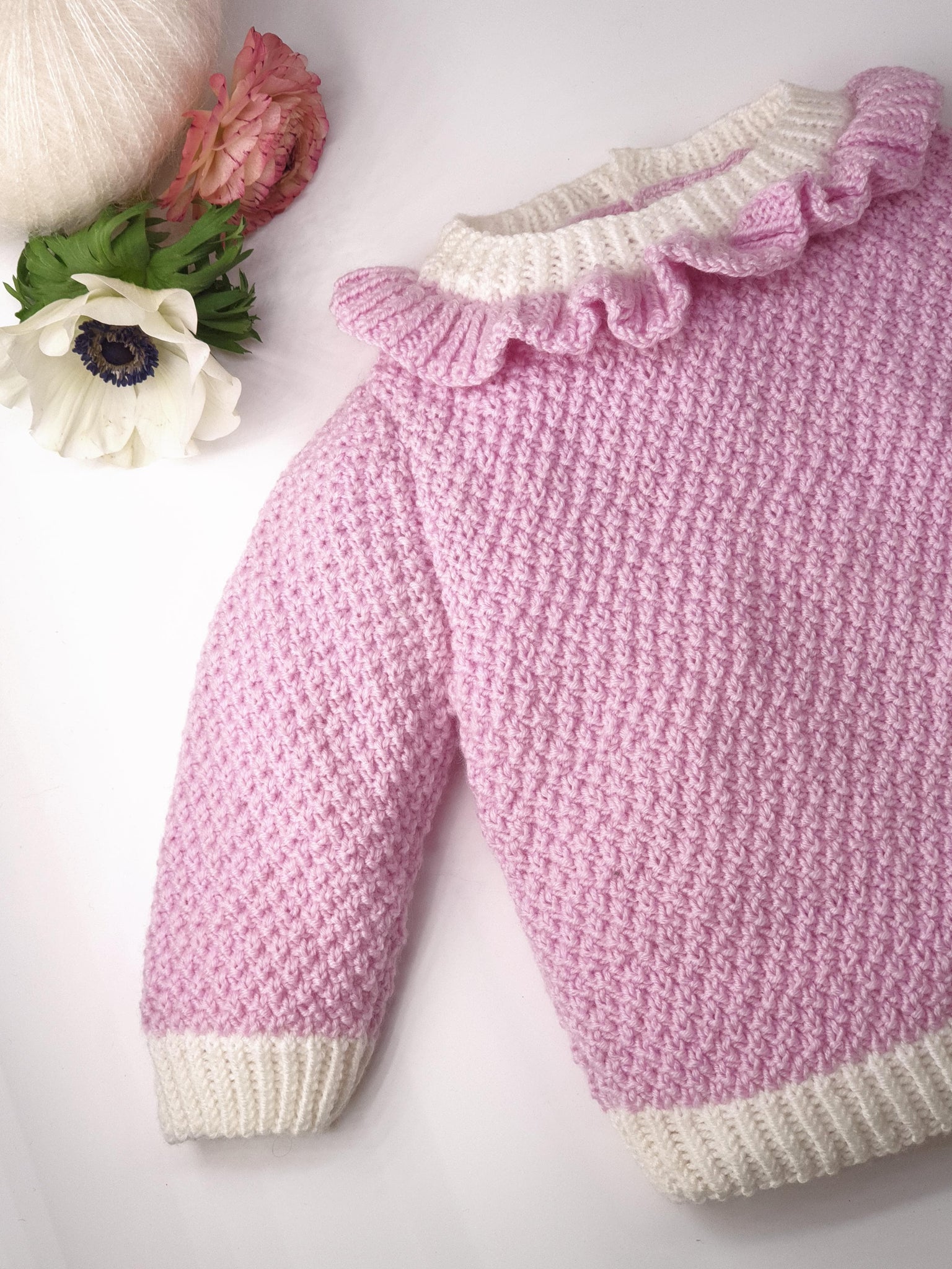Lila : La brassière bébé à tricoter au point mousse – Anny Blatt