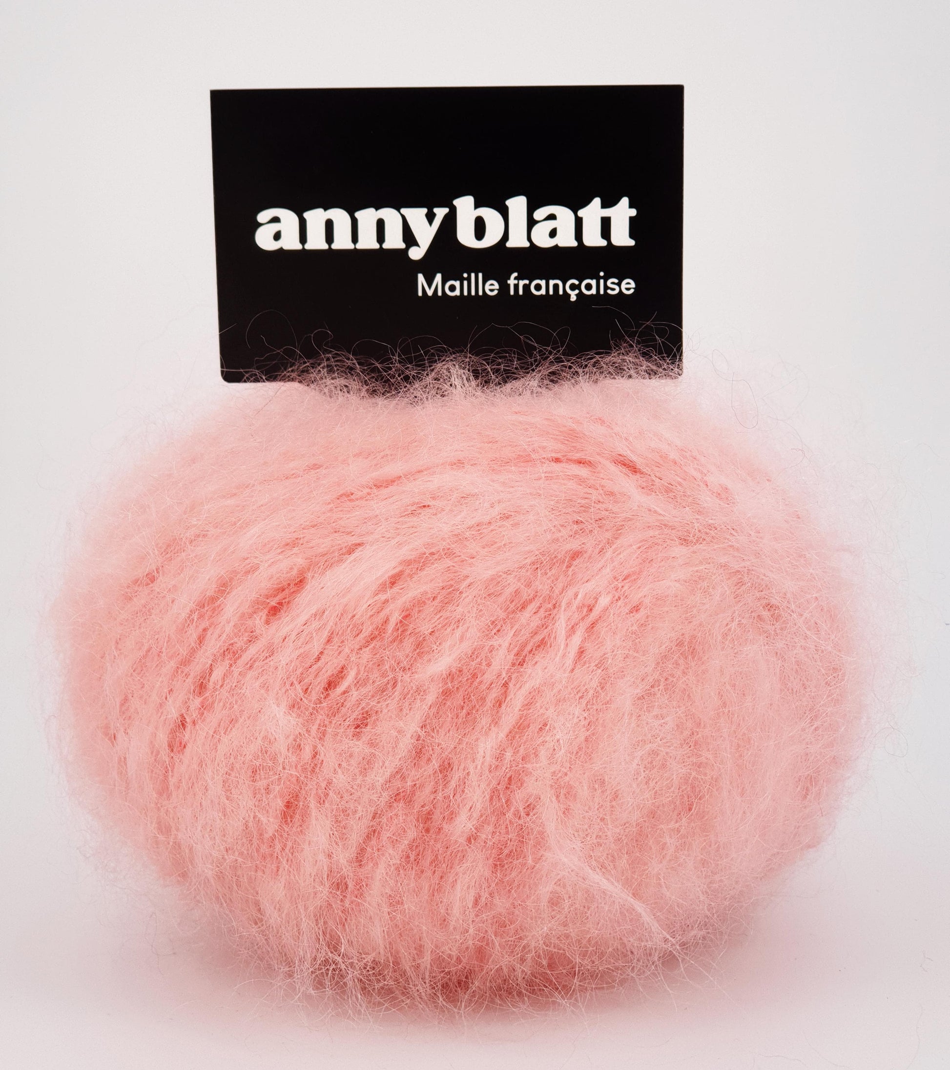 Pelote Mohair et laine Peche melba venus.jpg