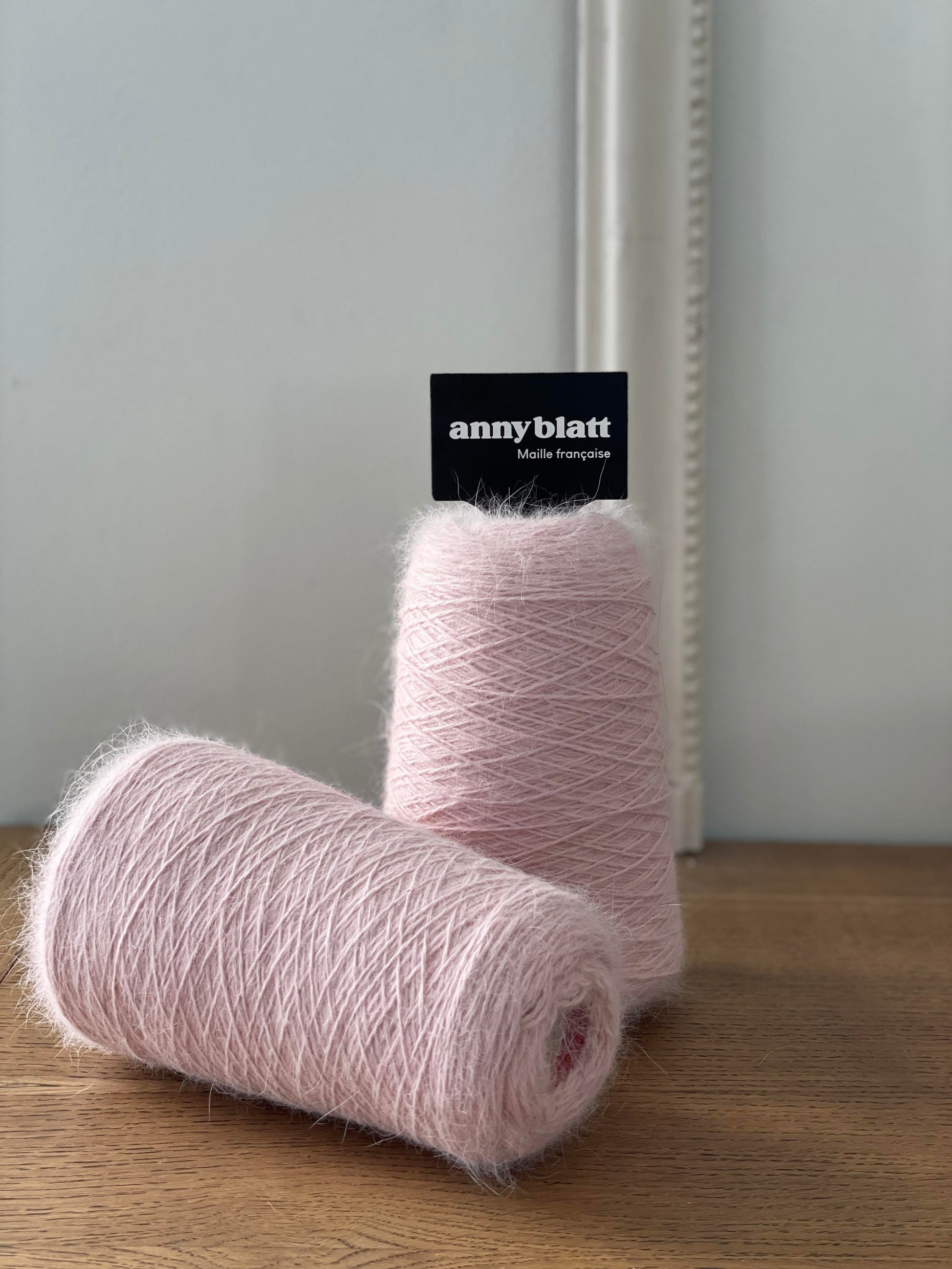 Cone_pelote_Angora_Prestige_AnnyBlatt_9869_RosePoudré.jpg