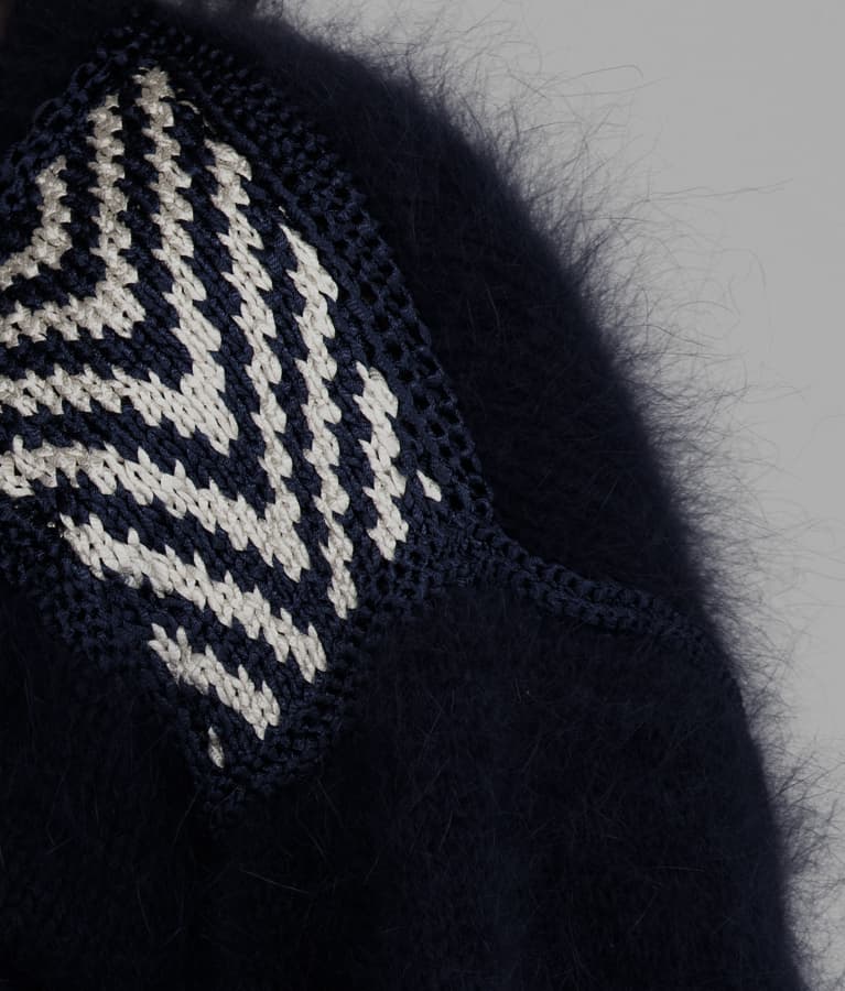 Pull Angora noir Anais.jpg