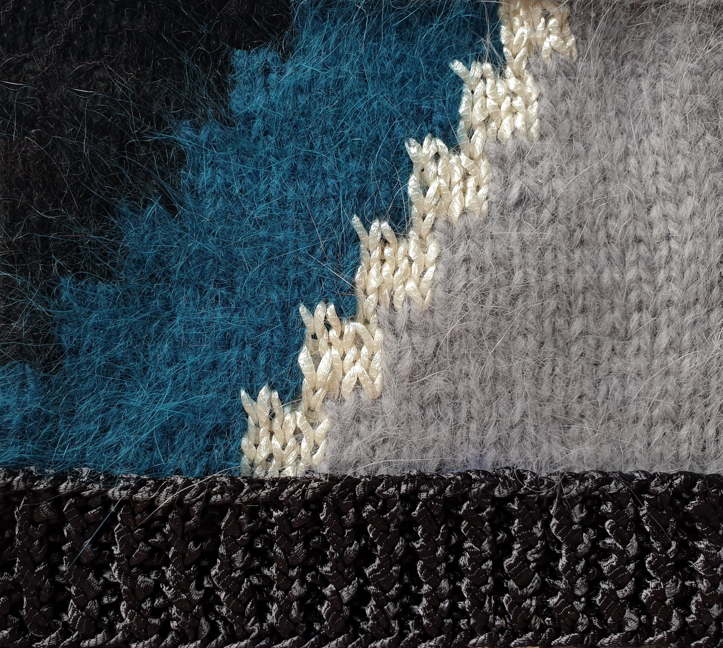 Pull à tricoter angora noir pacifique maud