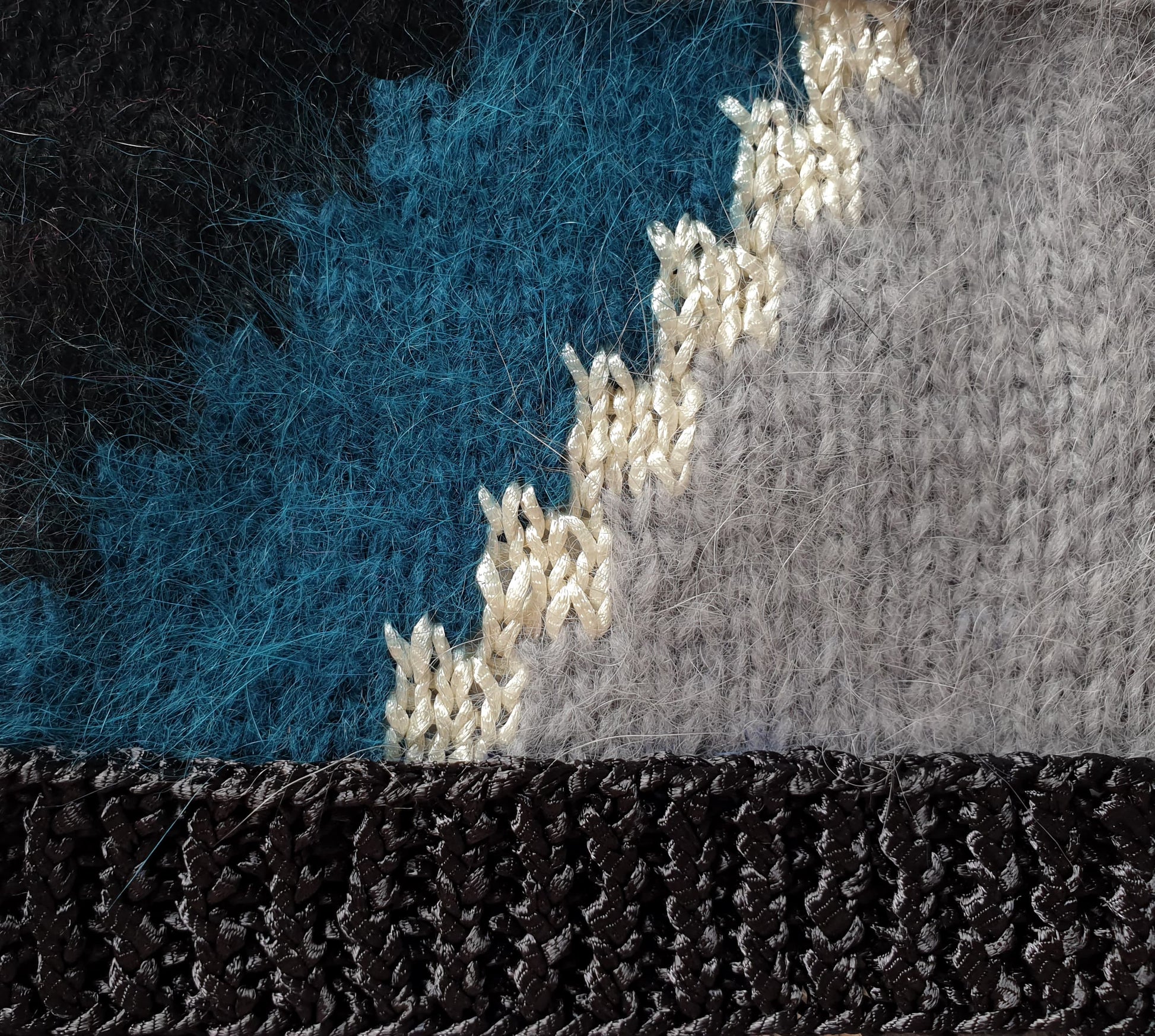 Pull à tricoter angora noir pacifique maud