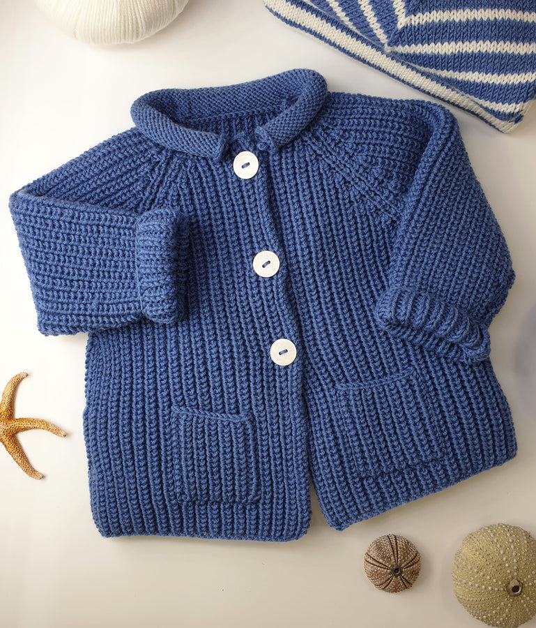 Charger l&#39;image dans la galerie, Veste bébé Acajou à tricoter
